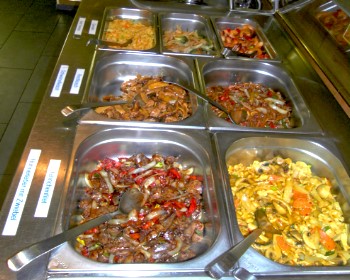 Mongolisches Grillbuffet, frische Zutaten, t&auml;glich neu