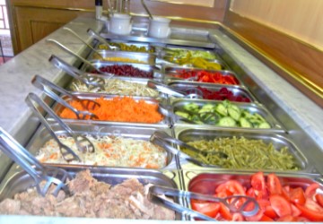 Mongolisches Grillbuffet, frische Zutaten, t&auml;glich neu